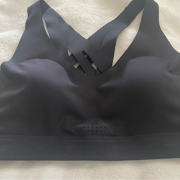 All In Motion Womens Sport Bra Medium Support Strappy Bonded Size S 32 A,B,C - Picture 6 of 7
